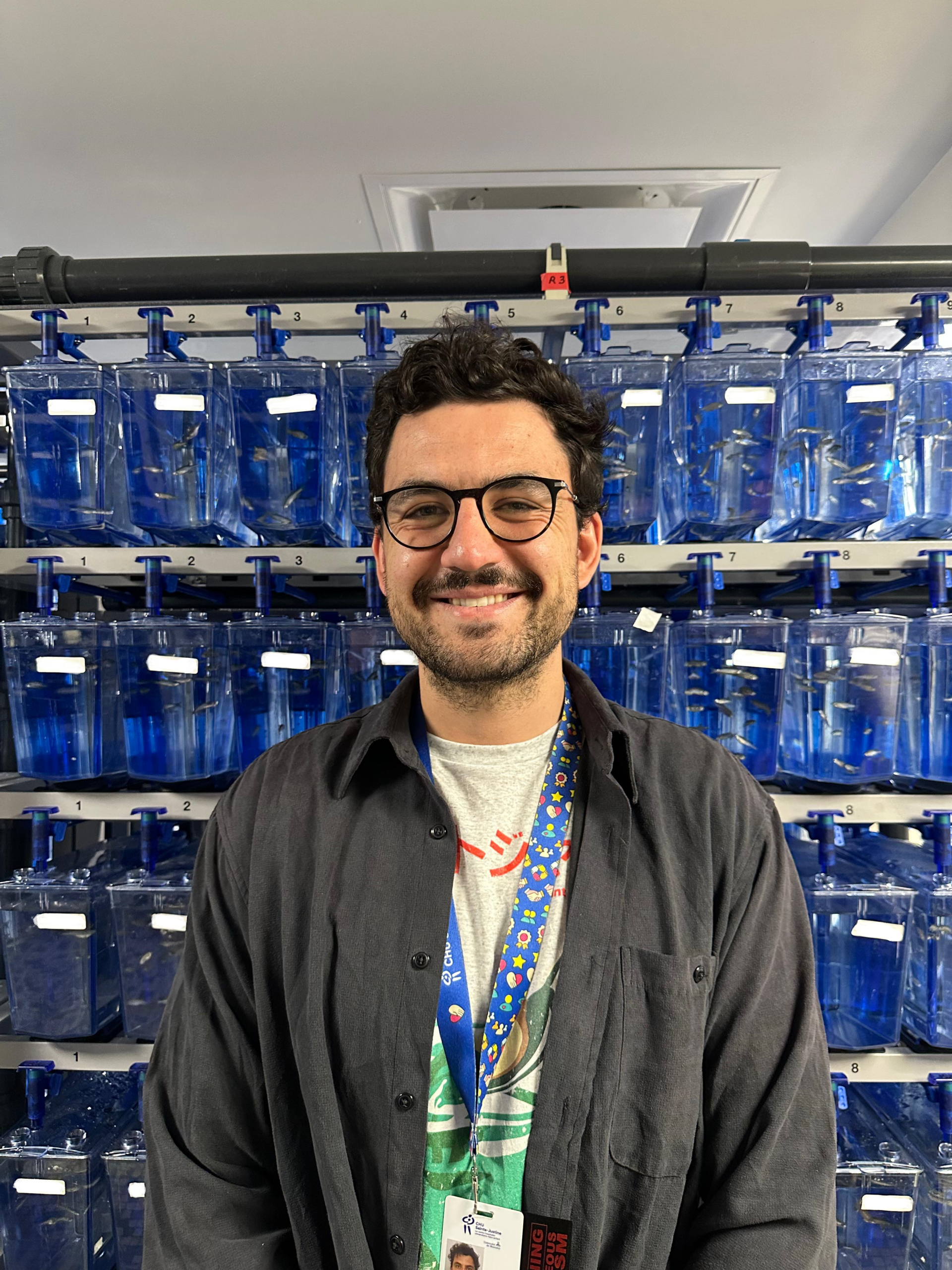 simon profile pic fish room edited